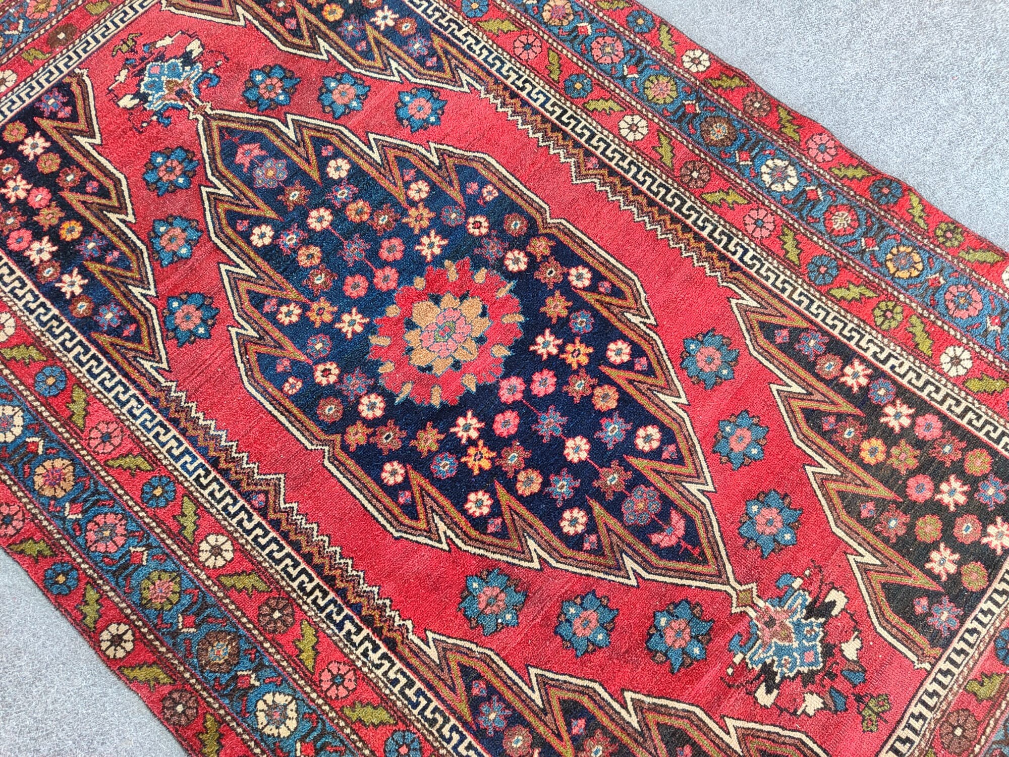 4x6 Red Antique Rug, Persian 4x6 Heriz Rug, Caucasian Rug, Bedroom Rug ...