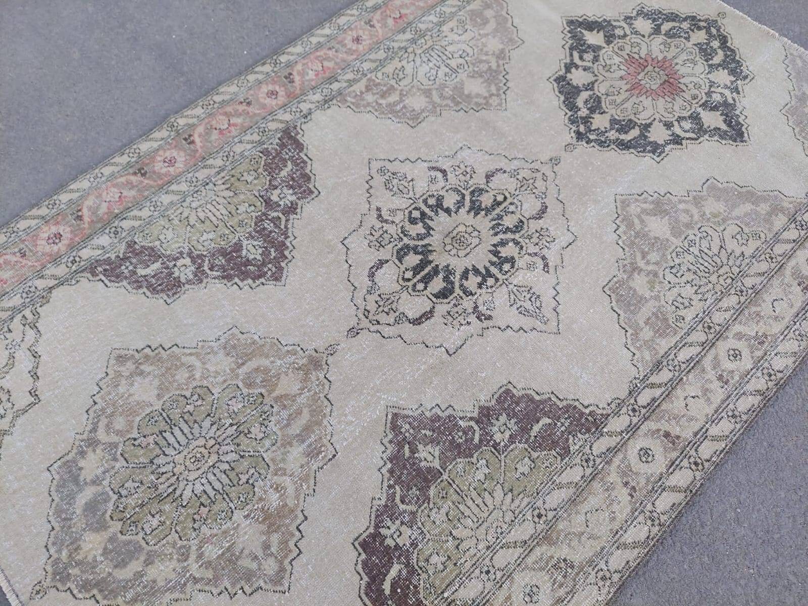 ラグ 5x7 トルコ製ヴィンテージ ウシャク、落ち着いたニュートラル