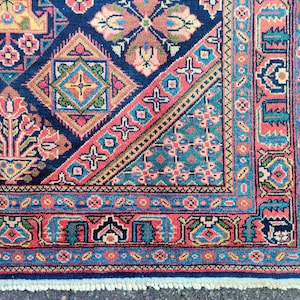 Persian rug 4x6, Antique rug 4x6, Caucasian rug, Kazak pattern rug, Heriz rug 4x6, Bedroom rug 4x6, Kurdish rug, Vibrant Turkish rug 4x6