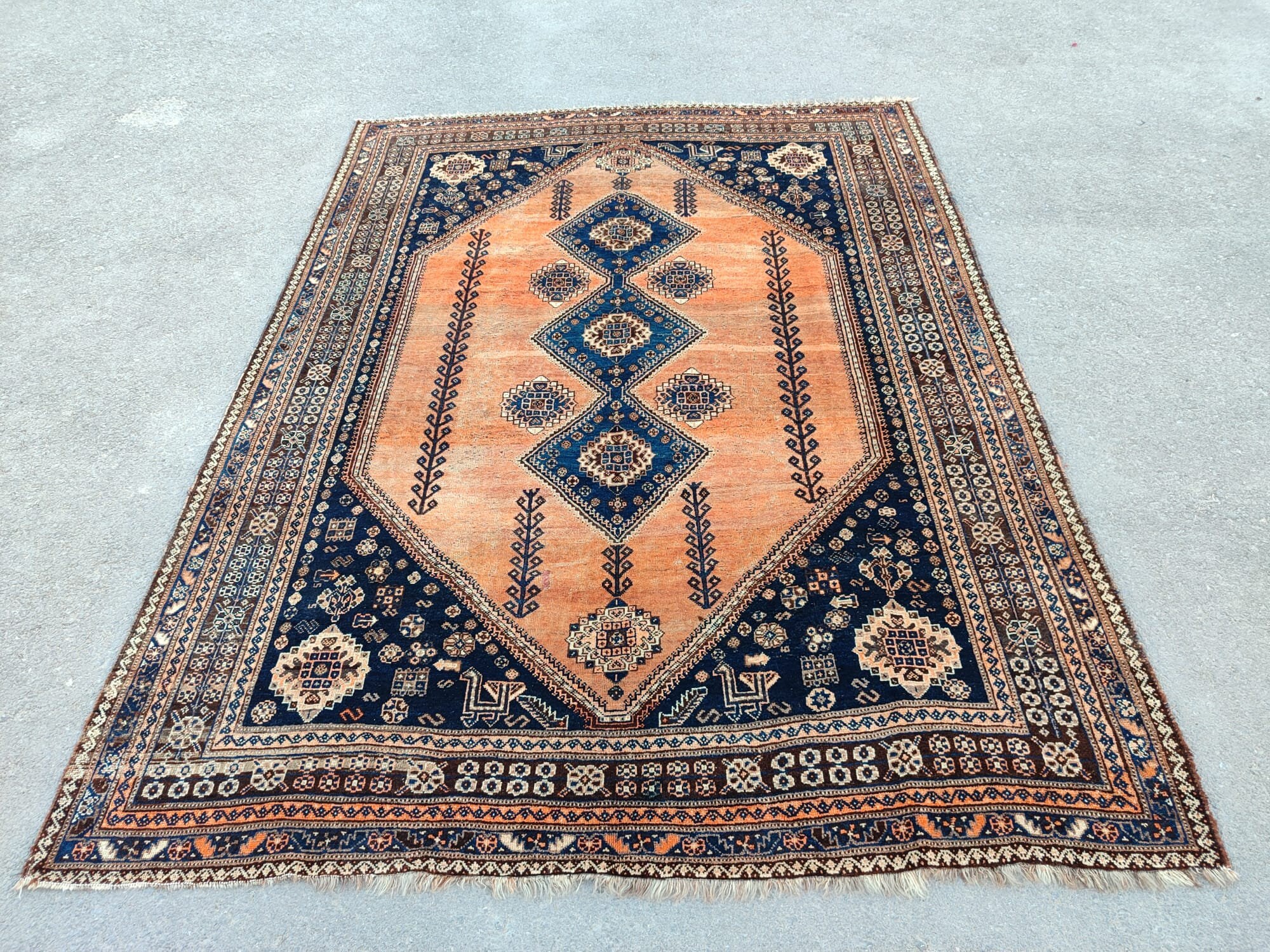 ペルシャ絨毯 　手織り　シーラーズ産 225x170 cm shiraz 未使用 ペルシャ絨毯 手織りシーラーズ産 225x170 cm shiraz 未使用