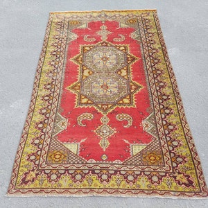 Rug 5x7, Red Turkish rug 5x7, Heriz rug 5x7, Vintage rug 5x7, Oushak rug 5x7, Antique Persian rug 5x7, Vibrant area rug 5x7, Wool rug 5x7