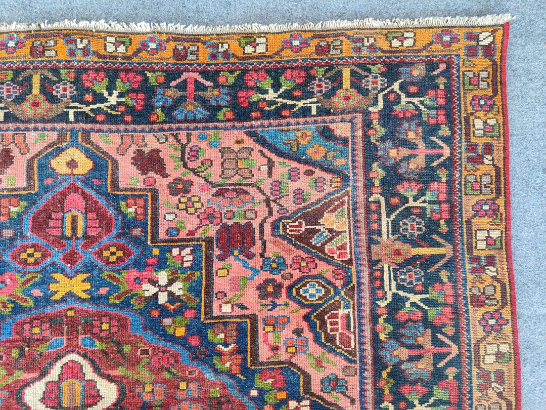 Heriz Rug 5x7, Antique Rug 5x7, Persian Rug 5x7, Dark Deep Vibrant
