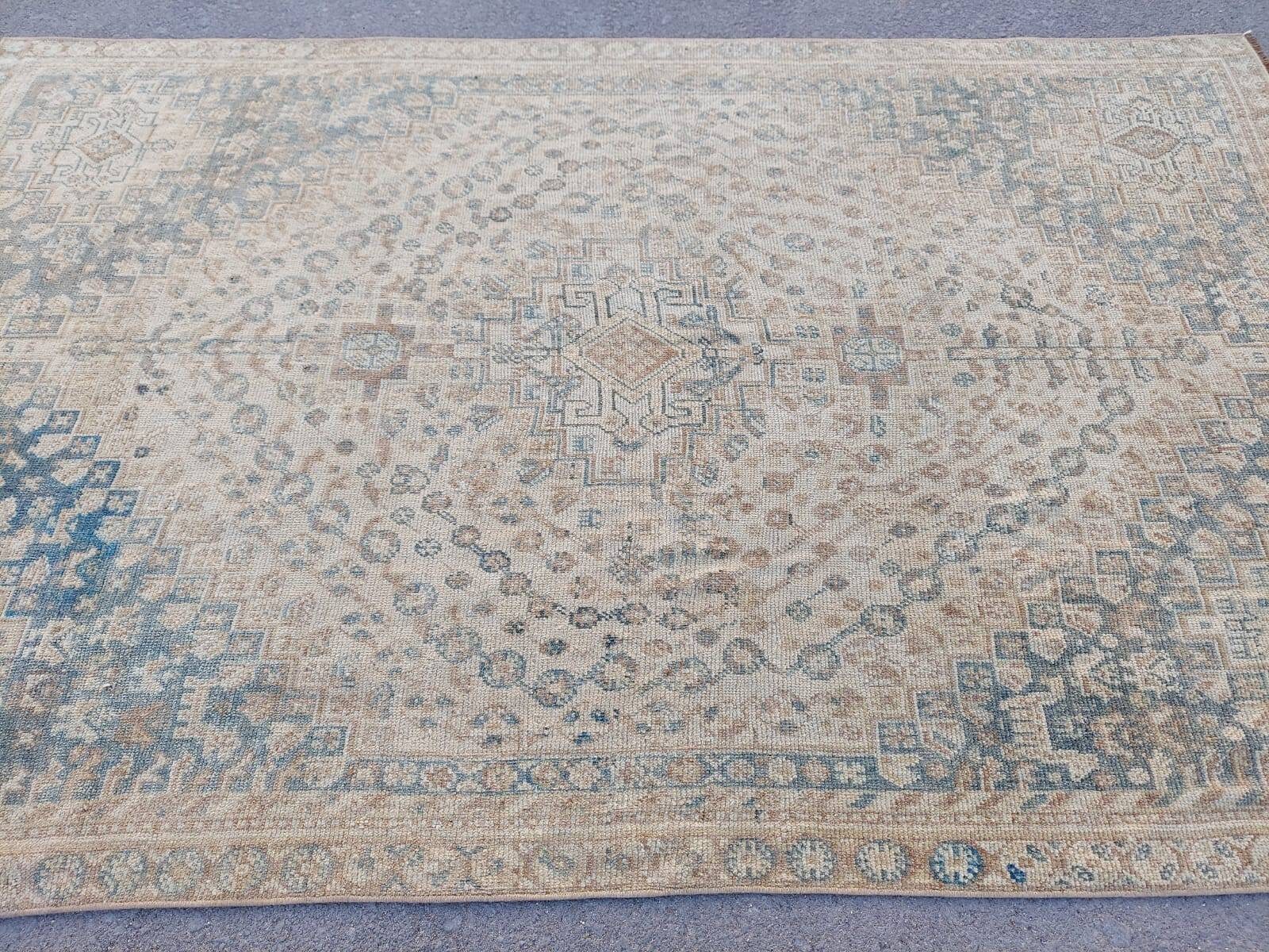 Persian Rug 5x7, Heriz Rug 5x7, Neutral Turkish Rug 5x7, Muted Vintage