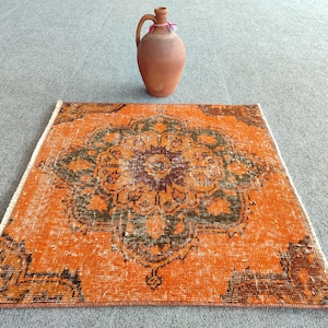 tapis 2 x 2, tapis carré, tapis vintage 2 x 2, petit tapis antique 2 x 2, tapis Oushak 2 x 2, tapis turc 2 x 2, paillasson neutre 2 x 2, tapis Heriz 2 x 3 laine