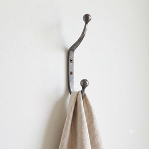 Cabide de ferro estilo meados do século XX | Cabide resistente com duas pontas esféricas
