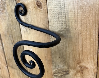 Hand Forged Iron Curtain hold Backs, Rustic Blacksmith Hammered Curtain Holdbacks with Scroll Design