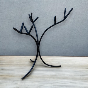 Schmiedeeisen Halskettenhalter Baumständer, Vintage-Schmuck-Organisator-Stand, Schmuckständer, Verzierungsständer, dekorative Schmuckaufbewahrung