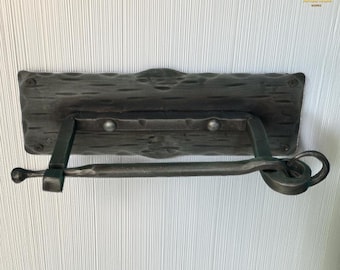 Rustic Iron Toilet paper Holder, Forged iron toilet roll holder, Bathroom Accessories, Farmhouse Style Paper Holder, Vintage Bathroom Decor