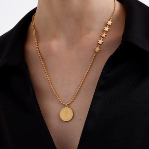 Gold Necklace, Medallion Necklace, 18K Gold Filled Coin Necklace, Dainty Minimalist Jewelry, Christmas Gift, Gift for Mum