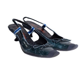 靴 Vintage Miu Miu Gold Bow Slingback Heels Miu Miu // Gold & Black Pointed Toe Bow Heel – VSP Consignment