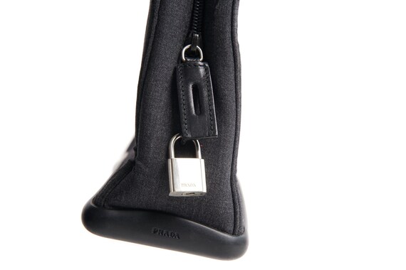 Prada F/W1999 Messenger Bag - image 6