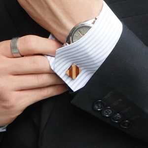 Natural Wood Cuff Links, Made of Maple and Bloodwood, Simple Elegant Design, 5th Anniversary Gift, Gift for Dad, Gift for Husband/Boyfriend