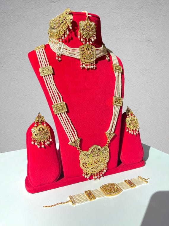 Rani Haar 6 Piece Bridal Set Beautiful White Pearls Multicolor Wedding Gold Mala Long Necklace Earrings Choker Jhumar Bracelet Tikka Bride