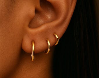 Tiny Huggie Hoop Earrings / Stainless Steel / 18k Gold Plated Dainty Simple Mini Small / Minimalist Gift for Her Women Girls Occasion