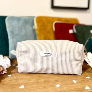 Light beige corduroy toiletry bag