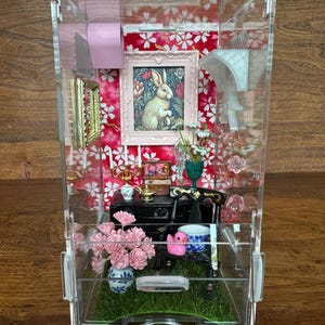 Picture Perfect Jumping Spider Enclosure Habitat,4x4x8, jumping spider home, spider enclosure, jumping spider habitat, spider accessories