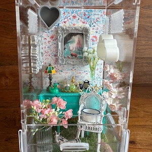 Springtime Room Jumping Spider Enclosure Habitat,4x4x8, jumping spider home, spider enclosure, jumping spider habitat, spider accessorie