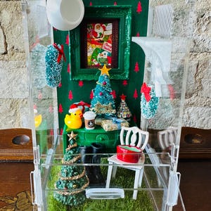 Merry Christmas Jumping Spider Enclosure Habitat,4x4x8, jumping spider home, spider enclosure, jumping spider habitat,spider accessories
