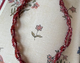 Collar victoriano antiguo de dos hebras con cuentas de granate natural facetadas a mano
