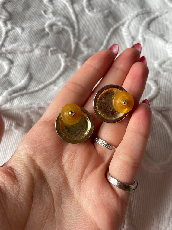 Paire De Boucles D'oreilles Vintage En Métal Doré Avec Cabochons Et Perles - Occasion Bon état