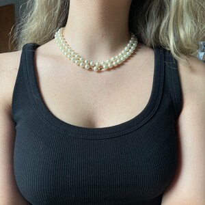 Elegant 1920s 1930s Art Deco Mid Length Pearl Necklace