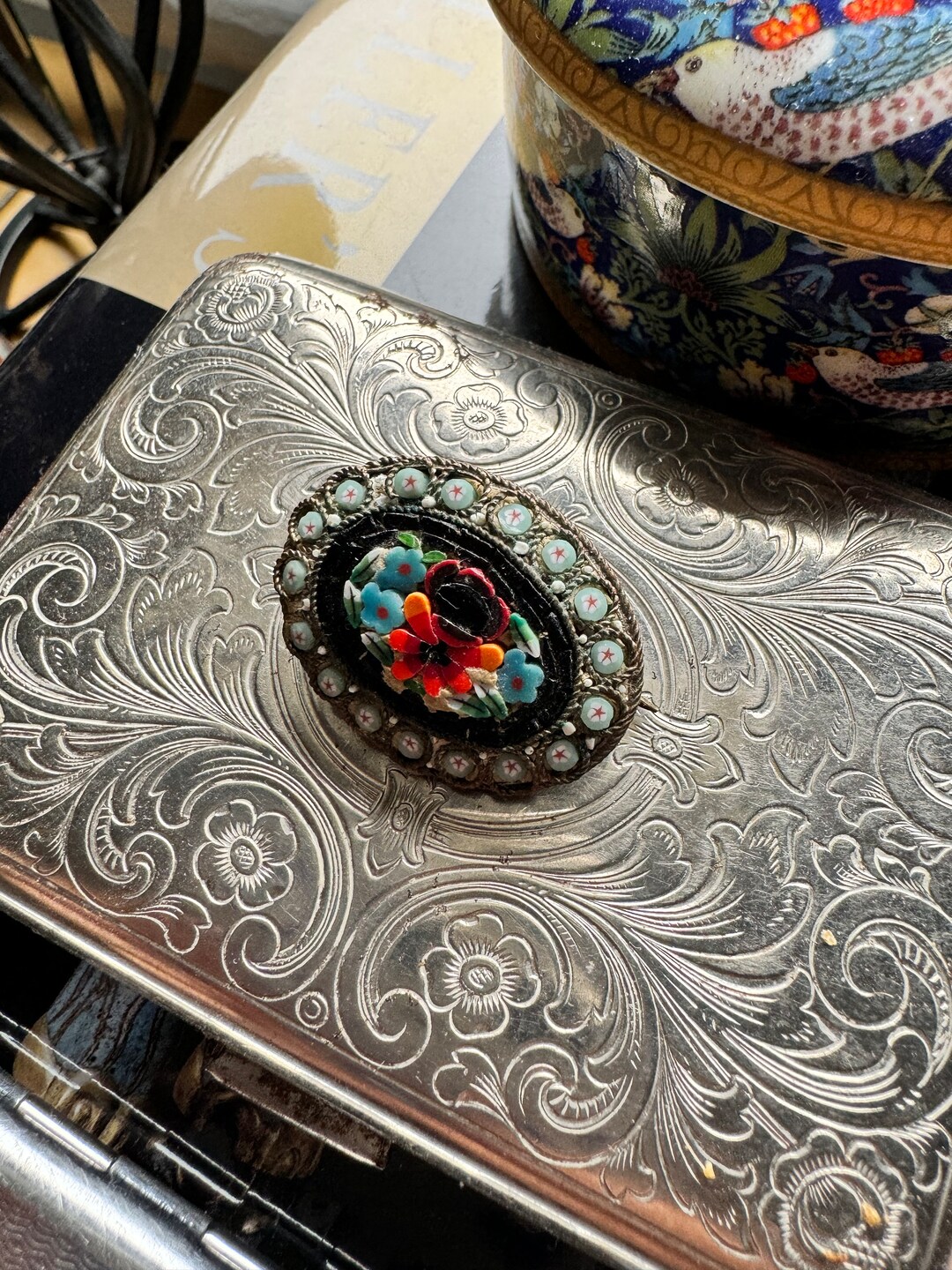 Broche Micro Mosaïque - 74 en vente sur