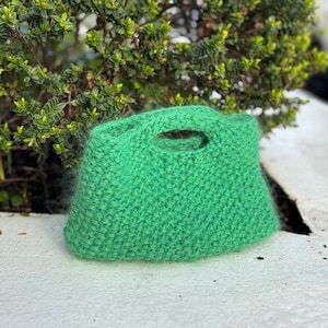 NoraVesken English Pattern - Easy and quick TikTok knit in cotton & silk mohair (needle 5 mm)