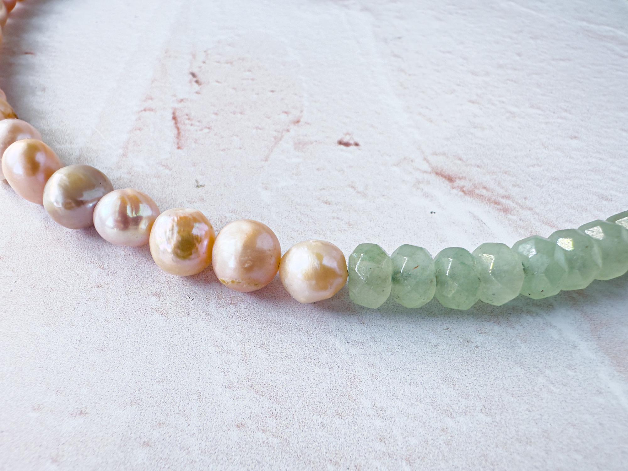 Elegant Pearl and Aventurine Gemstone Necklace -  Gift for Mother's Day - Thumbnail 4