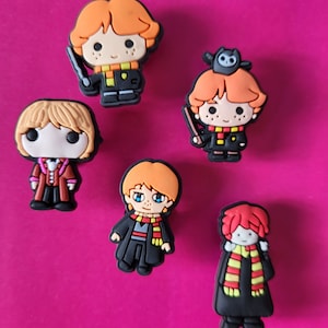 Lindo set de pegatinas Chibi inspirado en Harry Potter en Hogwarts