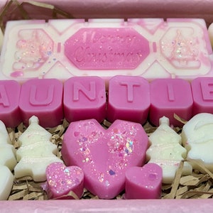 Auntie Merry Christmas wax melt gift box