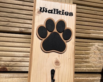Personalised Dog Lead Holder – Wooden “Walkies” Wall Hook