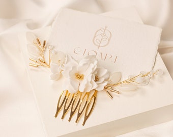 Boho bridal hair comb with flowers