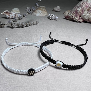 Juego de 2 pulseras con letras ajustables, pulseras con letras personalizadas, pulseras de pareja hechas a mano, pulseras a juego, regalo para novio y novia