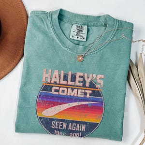 Comfort Colors® Halley&#39;s Comet T-shirt, Halley&#39;s Comet retro T-shirt, Universe T-shirt, Astronomy T-shirt, Halley&#39;s Comet vintage T-shirt,