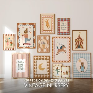 Puede incluir: Una colecci&oacute;n de l&aacute;minas vintage enmarcadas para guarder&iacute;a. Las l&aacute;minas presentan ilustraciones caprichosas de animales, temas de circo y citas inspiradoras. La paleta de colores incluye marrones suaves, rosas y azules. El texto "Cool Kids Live Here" es visible.