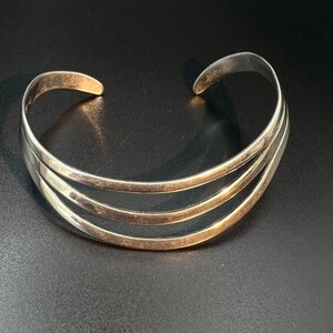 Vintage Beautiful Sterling Silver (925) Cuff Bracelet