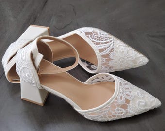 Zapatos de novia de encaje floral color marfil – Zapatos de boda de punta, tacón de bloque medio, correa al tobillo