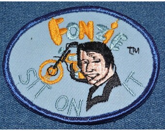Original NOS Vintage 70s FONZIE 4" Patch TV Show Sitcom Happy Days Sit On It