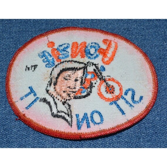 Original NOS Vintage 70s FONZIE 4" Patch TV Show Sitcom Happy Days Sit On It View 2