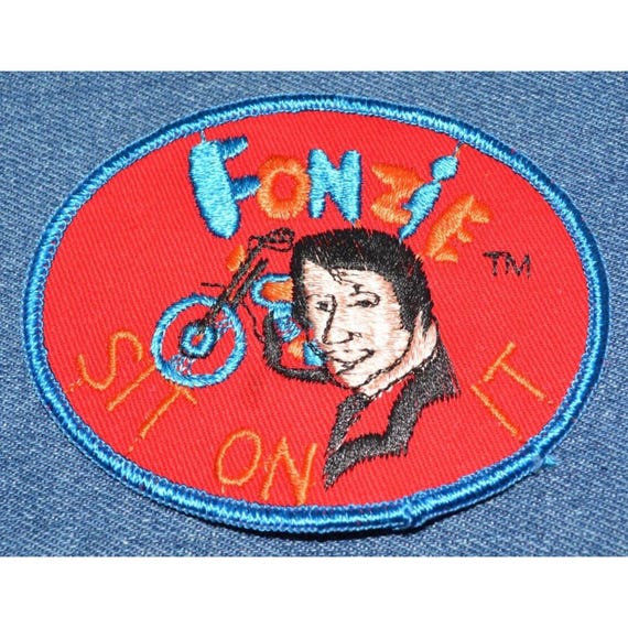 Original NOS Vintage 70s FONZIE 4" Patch TV Show Sitcom Happy Days Sit On It