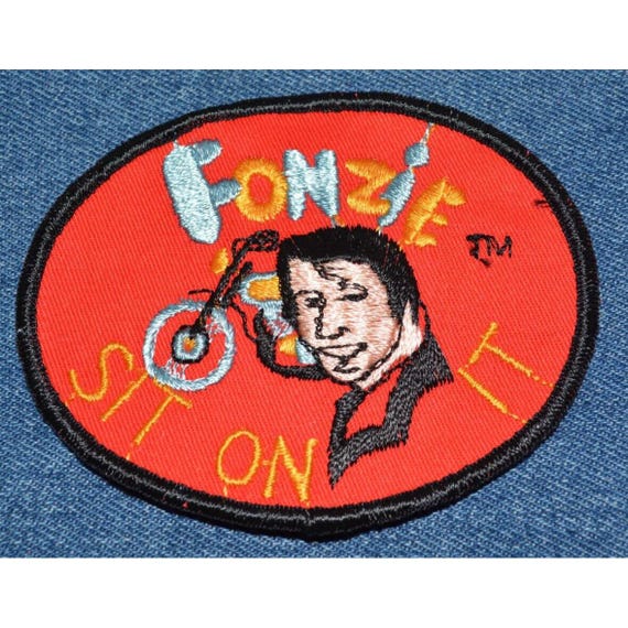 Original NOS Vintage 70s FONZIE 4" Patch TV Show Sitcom Happy Days Sit On It