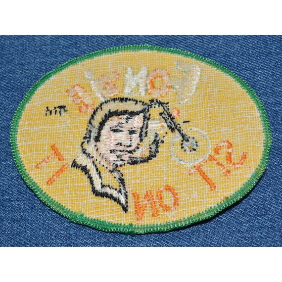 Original NOS Vintage 70s FONZIE 4" Patch TV Show Sitcom Happy Days Sit On It View 2
