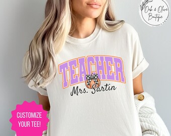 Personalized Retro Halloween Teacher T-Shirt, Vintage Teacher Pumpkin Tee, Comfort Colors Spooky Season Halloween Apparel Gift for Teacher