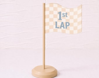 Centro de mesa 3D con bandera de coche de carreras - Cumpleaños de dos rápidos - Cumpleaños de la primera vuelta - Cumpleaños de coche de carreras - Centro de mesa de coche de carreras - Impresión 3D - Pieza de impresión 3D