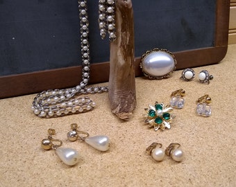 Vintage Jewelry Lot, Pins, Earrings, Necklace, Resell Jewelry Lot for Vintage Sellers