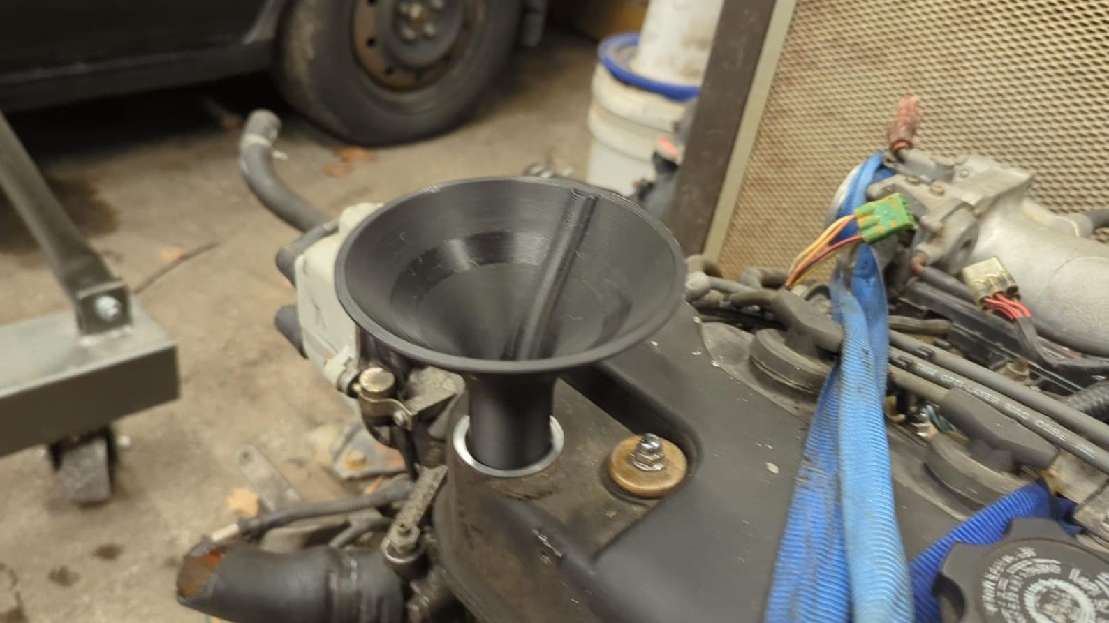 3D Printed Threaded Oil Funnel, Fits Most Honda Vehicles Etsy