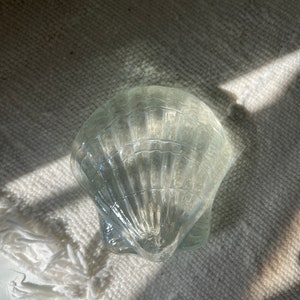 Vintage Glass Shell Paperweight - Etsy