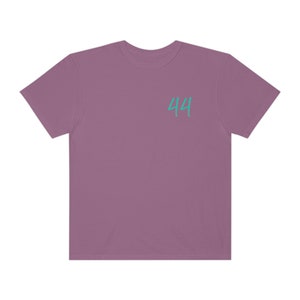 Couleur confort T-shirt voiture Lewis Hamilton T-shirt Formule 1 Cadeau Lewis Hamilton Cadeau F1 T-shirt inspiré de la course T-shirt de course esthétique image 3