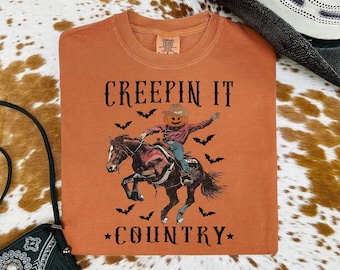 Camiseta Creepin It Country, camiseta gráfica de Halloween ocidental, camiseta de outono de cavalo de vaqueira, camisa de cores confortáveis