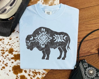 Western Aztec Bison T-Shirt, Vintage Style Buffalo Graphic Tee, Country Gifts For Him Or Her, Comfort Colors Shirt
